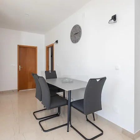 Apartment Morena *